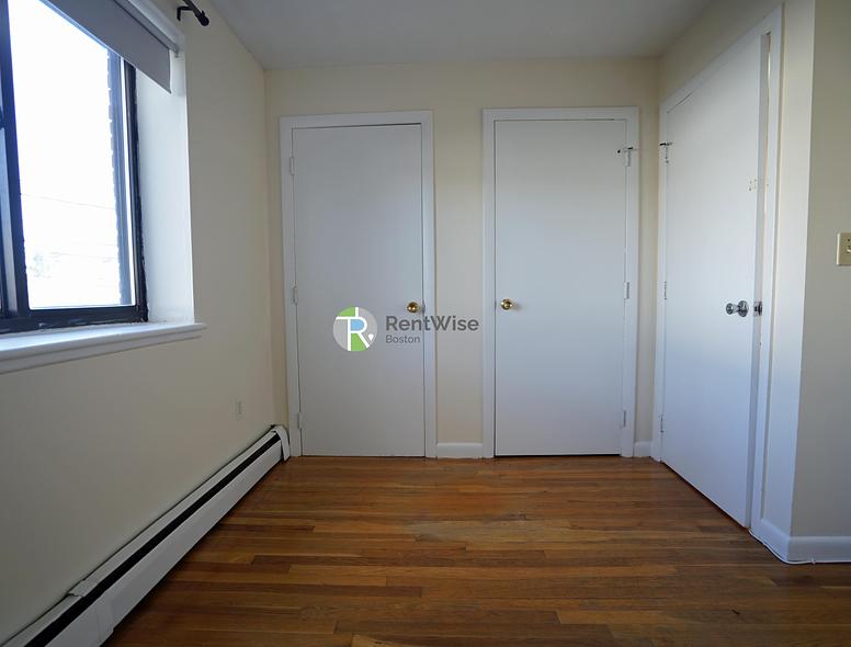 Photo of 122 Dustin Street