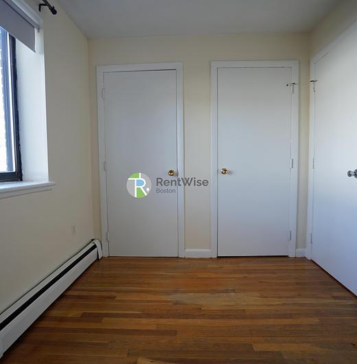 Photo of 122 Dustin Street