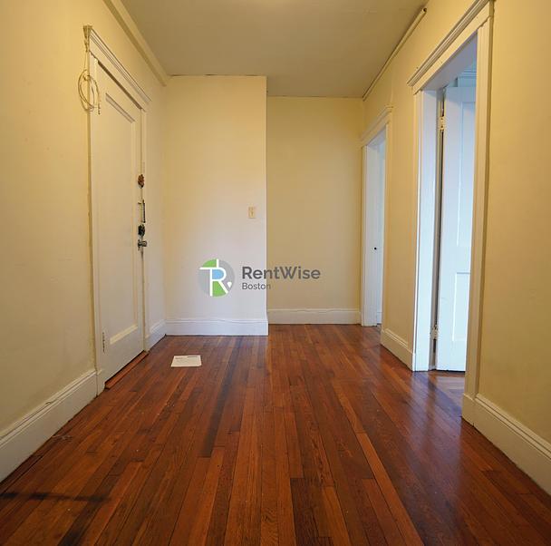 Photo of 135 Washington Street