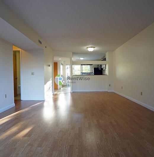 Photo of 140 North Beacon Street