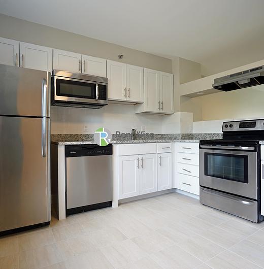 Photo of 140 North Beacon Street