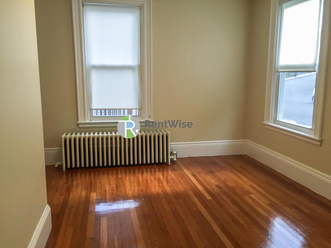 Photo of 172 Bigelow Street