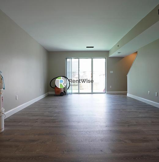 Photo of 140 North Beacon Street