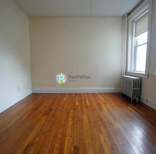 Photo of 135 Washington Street