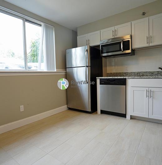 Photo of 140 North Beacon Street