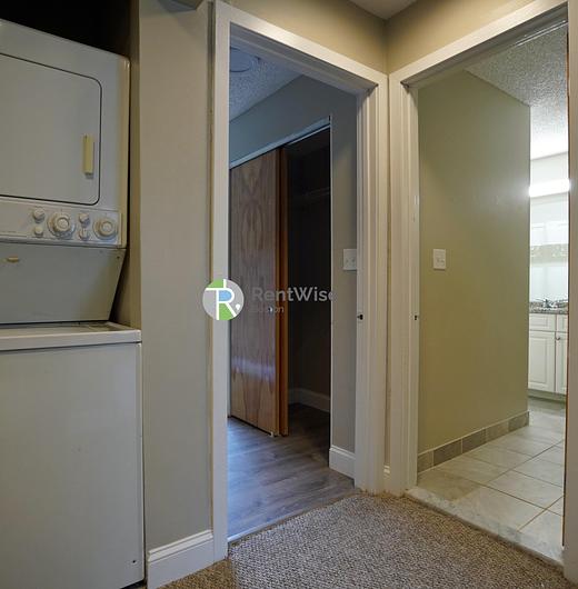 Photo of 140 North Beacon Street