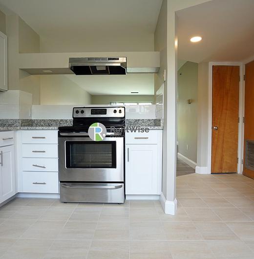 Photo of 140 North Beacon Street