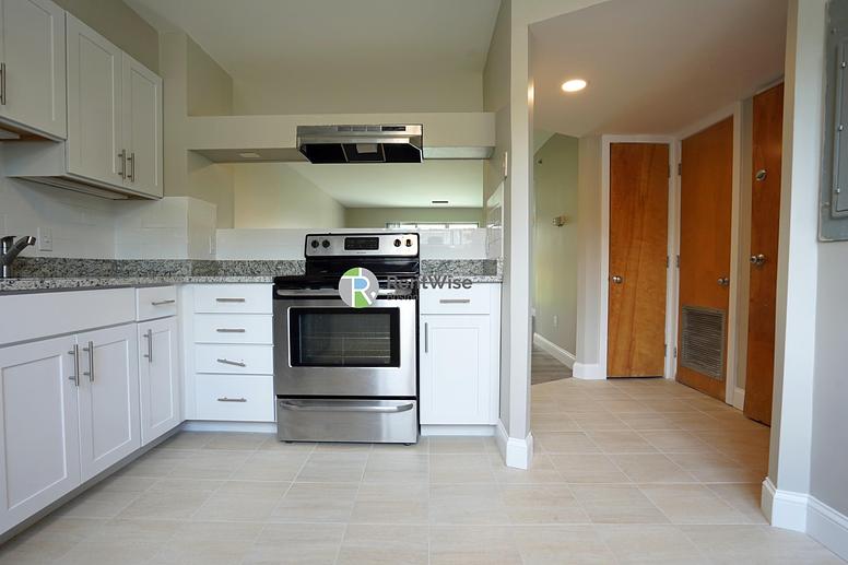 Photo of 140 North Beacon Street