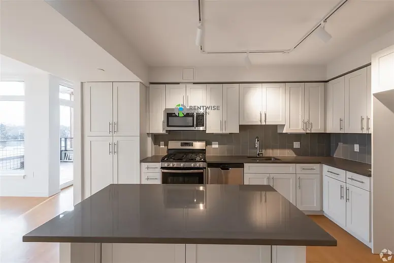 Photo of 77 New St