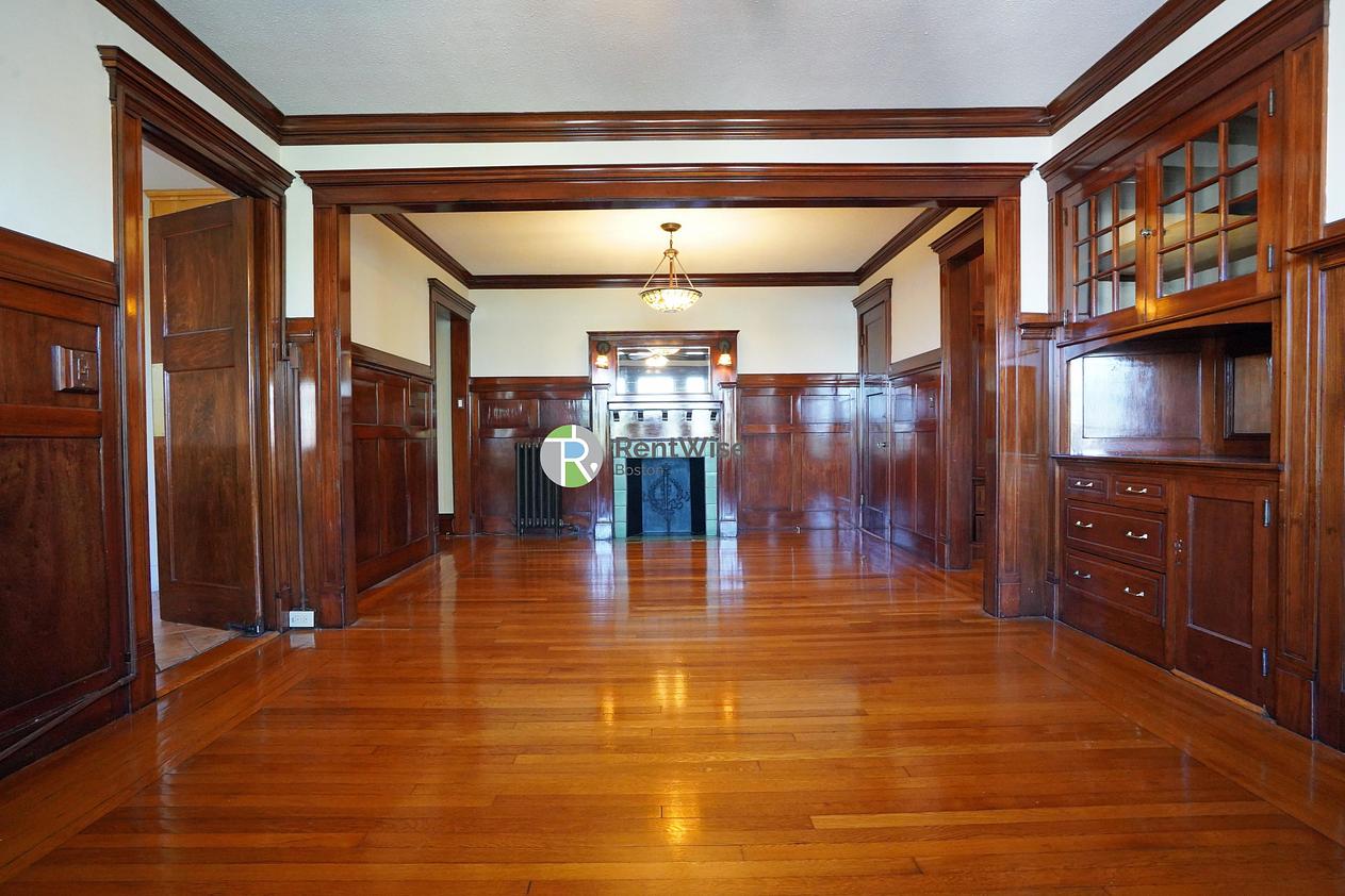 Photo of 452 Park Drive