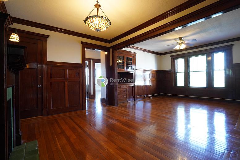 Photo of 452 Park Drive