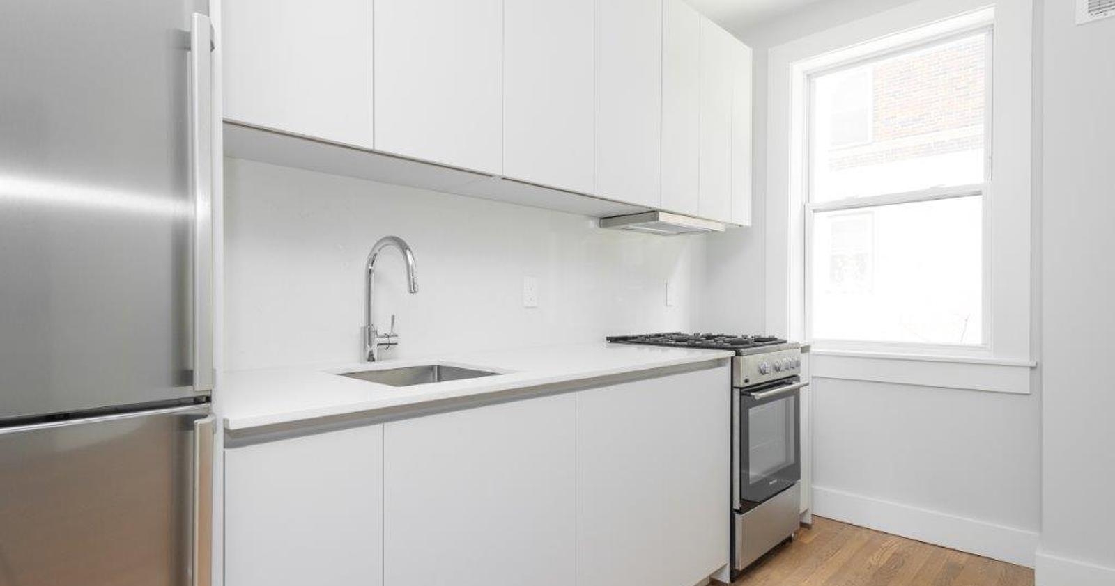 Photo of 138 Highland Ave
