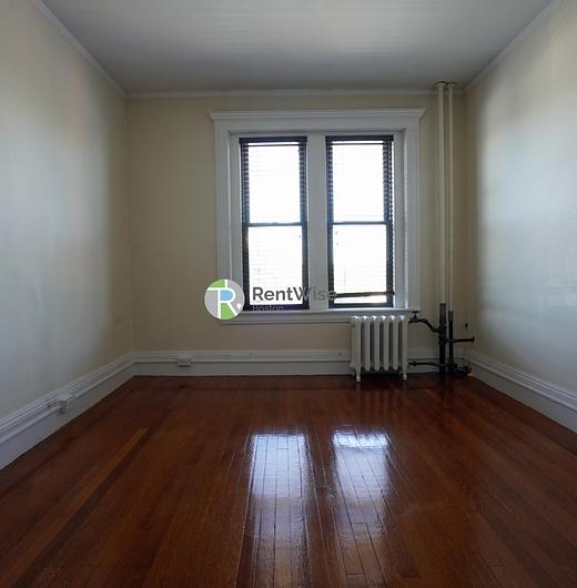 Photo of 452 Park Drive