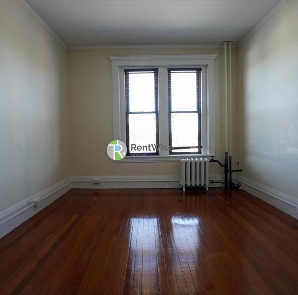 Photo of 452 Park Drive