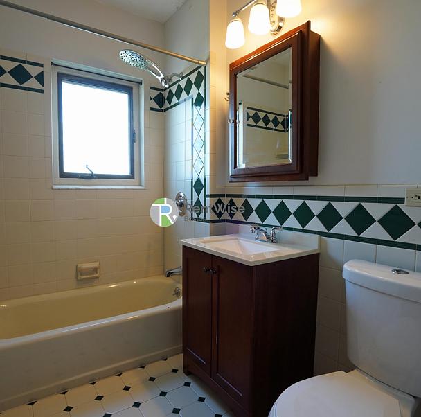 Photo of 452 Park Drive