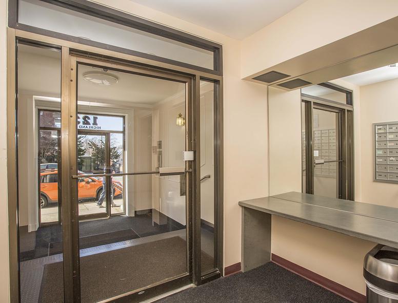 Photo of 123 Highland Ave