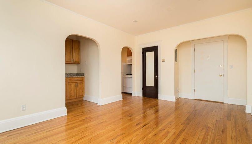 Photo of 123 Highland Ave