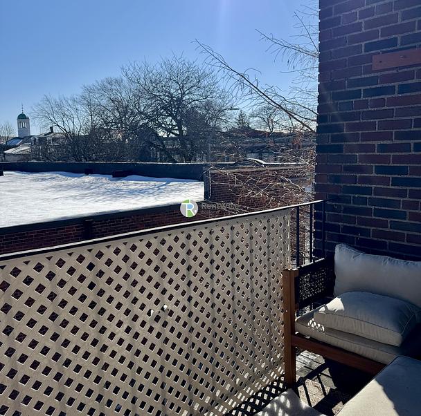 Photo of 399 Washington Street