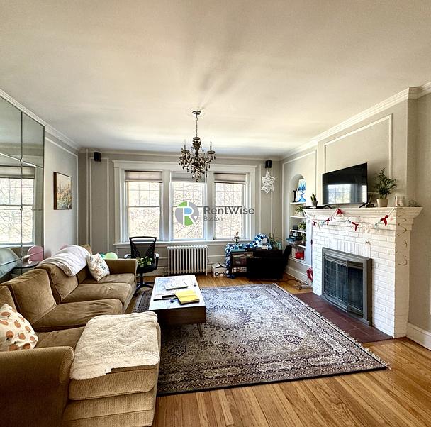 Photo of 399 Washington Street