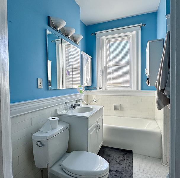 Photo of 399 Washington Street