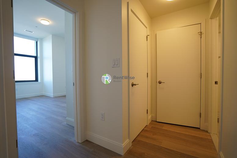 Photo of 1079 Commonwealth Ave (The Atrium)