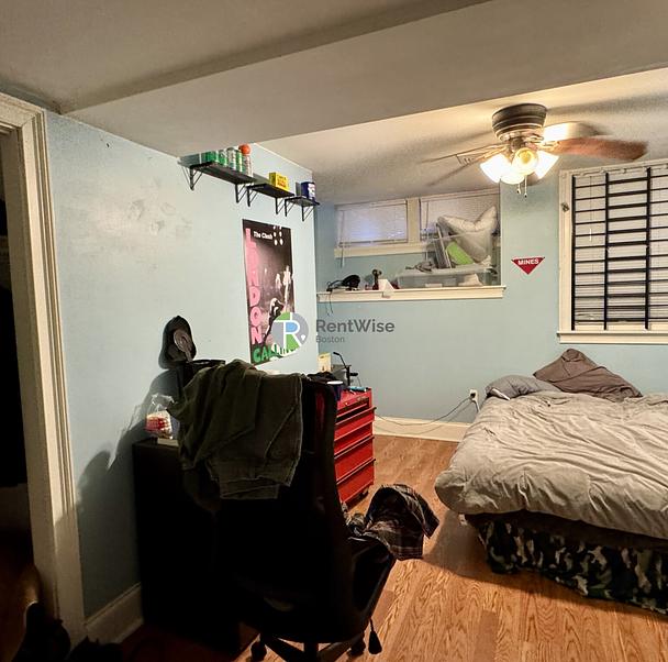 Photo of 731 Parker St