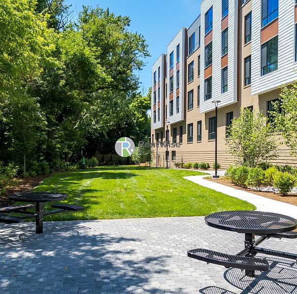 Photo of 289 Walk Hill St
