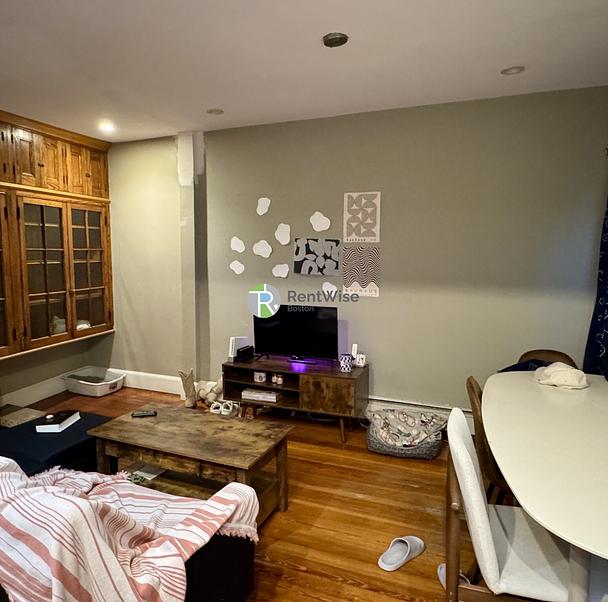 Photo of 151 Highland St