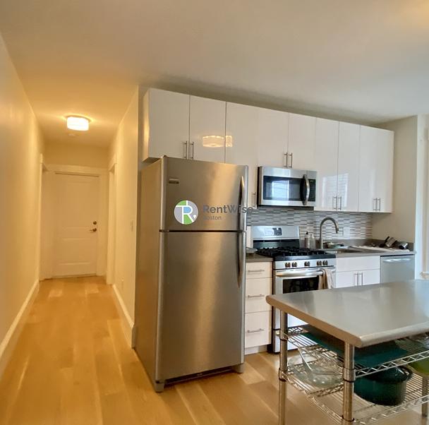 Photo of 319 Columbia St.