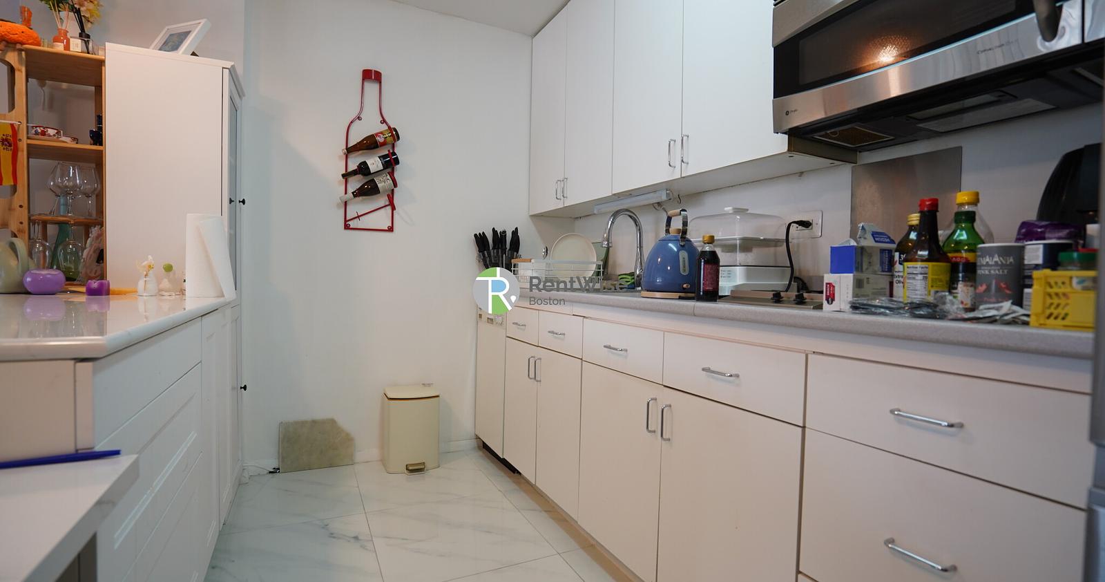 Photo of 6 Whittier Pl