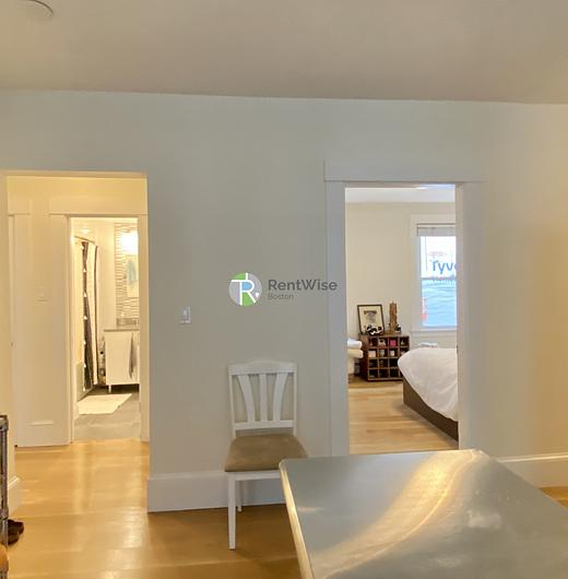 Photo of 319 Columbia St.