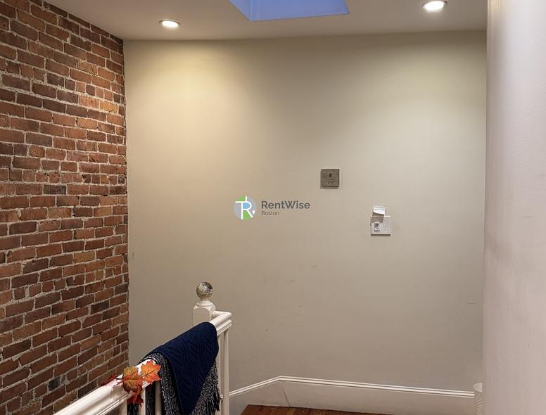 Photo of 151 Highland St