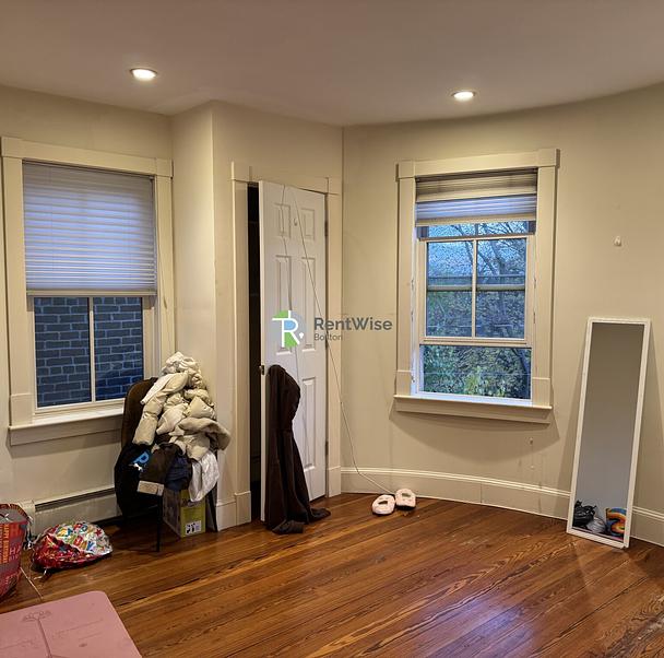 Photo of 151 Highland St