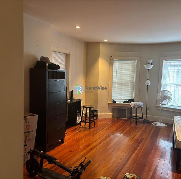 Photo of 151 Highland St