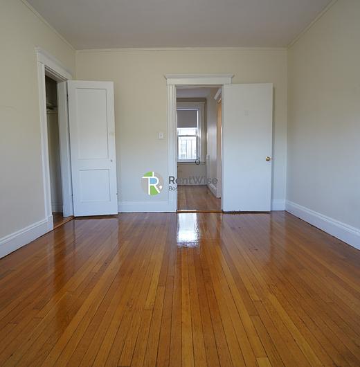 Photo of 1171 Boylston Street