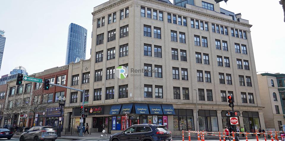 Photo of 1078 Boylston Street