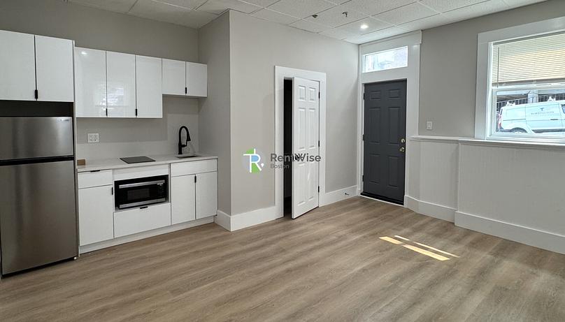 Photo of 142 Dorchester St