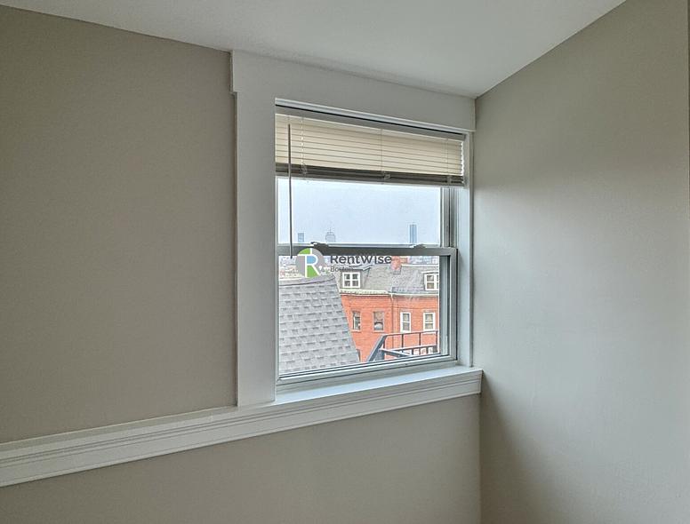 Photo of 142 Dorchester St